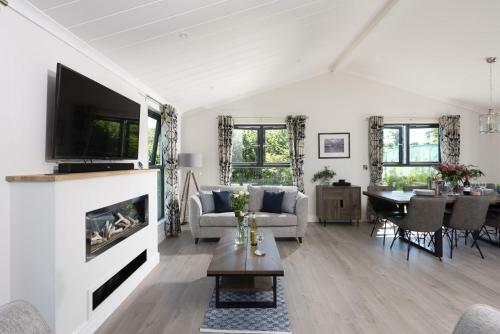 Hornbeam Lodge, 19 Roadford Lake Lodges