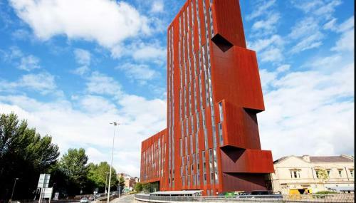 Hostal Modern Rooms For Students Only, Leeds - Sk
