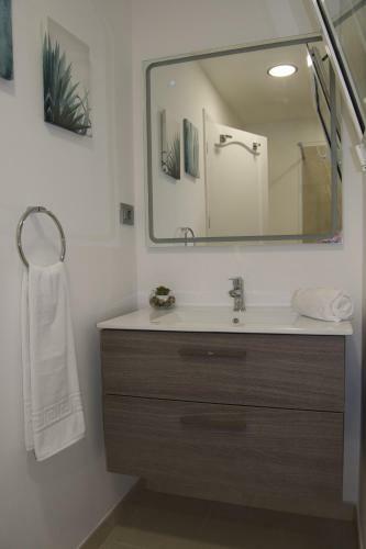 Moderno Apartamento Junto A Las Canteras