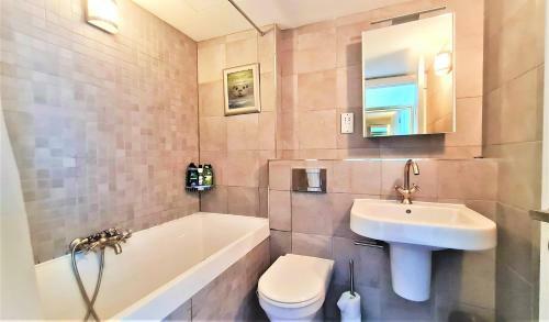 Apartamento Sidemerseylivingscouk 2br 2ba Luxury Apt In L2 W Parking