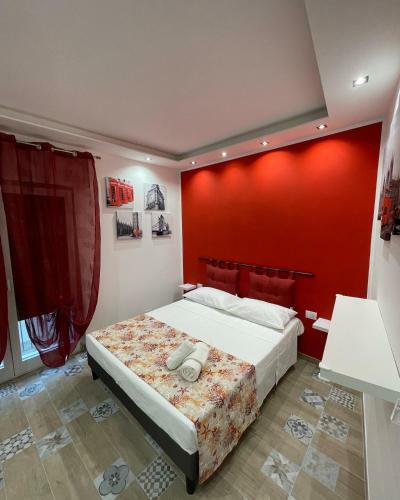 B&B Red Moon