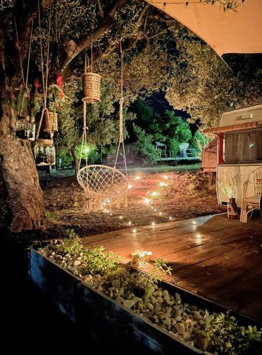 Caravan Manylivesonelove