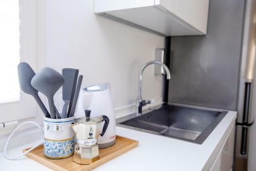 Izzhome Bellavita Apartment