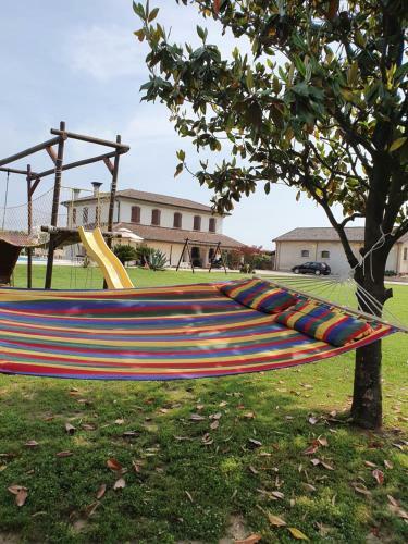In Tenda In Giardino