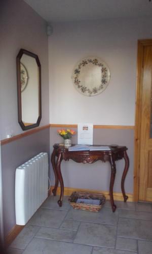 Twin Oaks Bed & Breakfast