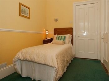 Bed & Breakfast Ivyleigh House