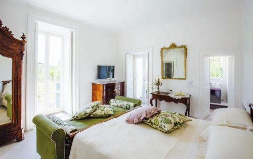Hostal Palazzo Cacace Relais