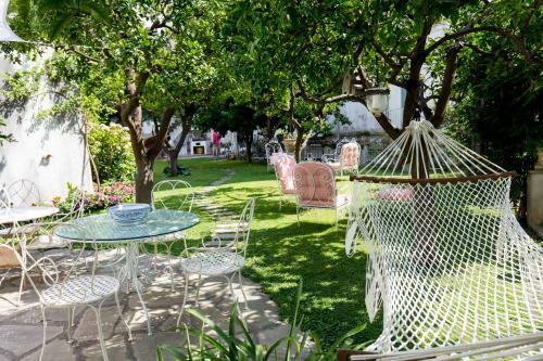 Hostal Palazzo Cacace Relais