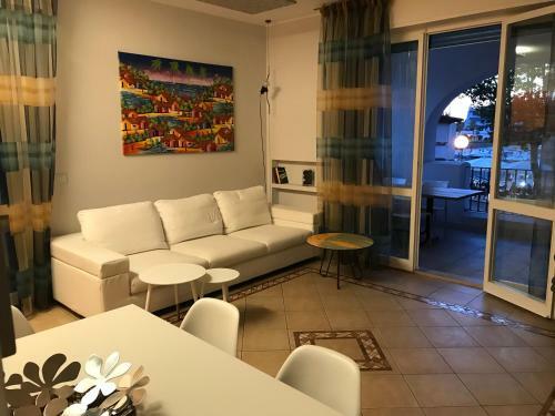 Apartamento Luminoso Appartamento Sulla Darsena Portoverde