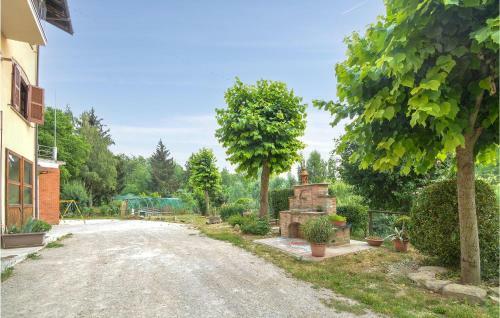 Beautiful Apartment In Monforte D'alba With 1 Bedrooms