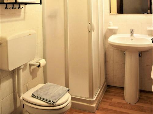 Appealing Holiday Home In Modica With Shared Garden