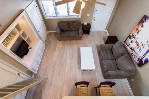 1 Bedroom Loft Apartment