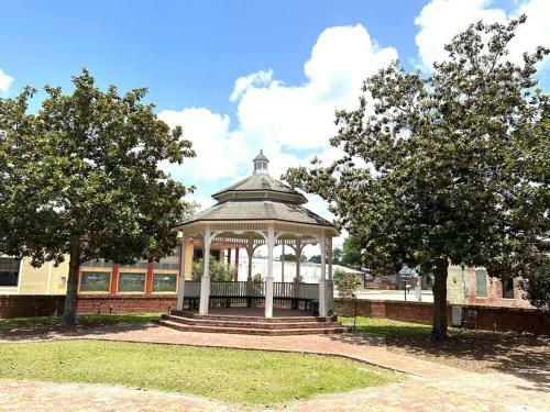 Apartamento Farmhouse At The Quadruplex; Beautiful, Spacious