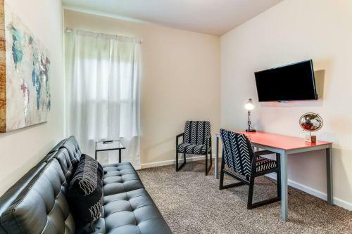 Villa Waterfront,4bedroom,2bath,king Bed,separate Shower