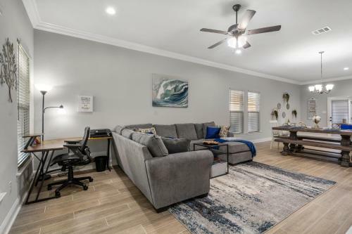 Central, New & Modern: Your Space Away From Home!!