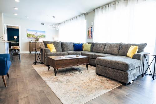 Bywater Luxury 2