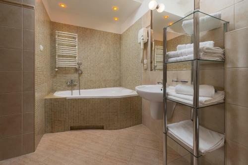 Hotel Rejs