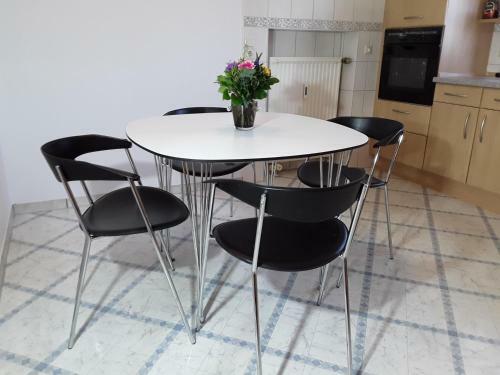 Apartamento Ferienwohnung Im Palais Rosenlund