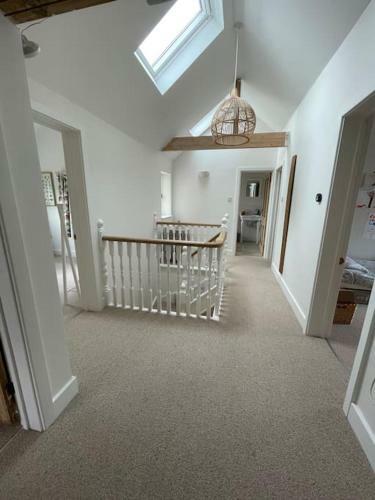 Beautiful New Forest Home With So Much Space!