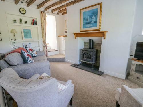 Bryniau Bychain Cottage