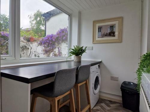 Dysa South Clifton Cottage