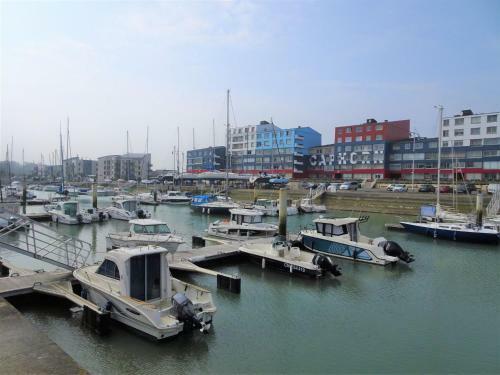 Charming Maisonette In Duplex, 400 M From The Beach