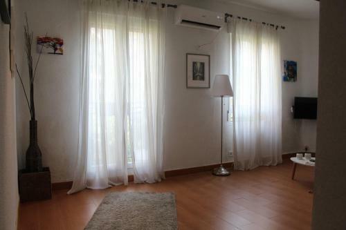 Acacias Apartment