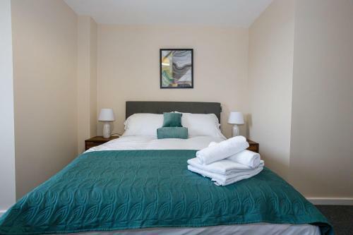 Contemporary 2 Bedroom Apartment Manchester
