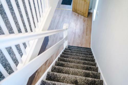 Stylish 4 Bed Home Close To Manchester City Centre