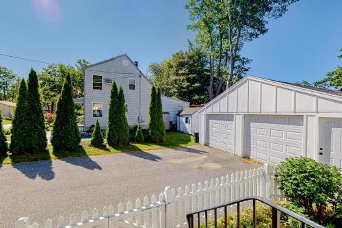 Beach Rose Bungalow