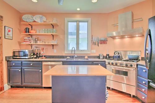 Historic Cambridge Home Near Choptank River!