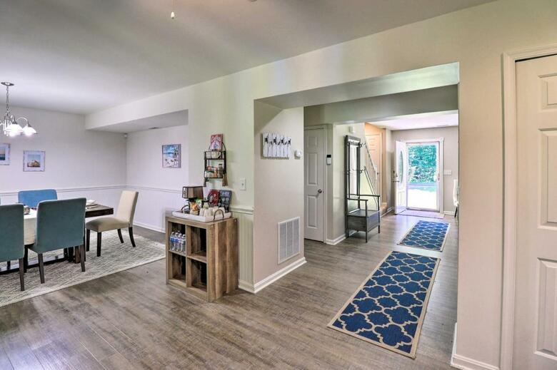 Beach House W/ Kayaks & Shared Boat Ramp Access