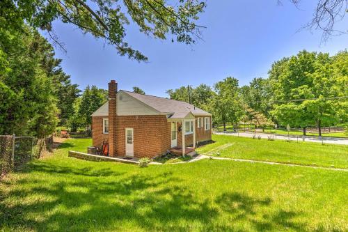 College Park Apartment About 2 Mi To Downtown!