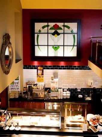 The Farmers Kitchen Hotel