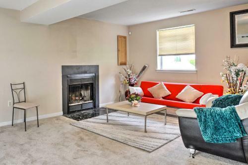 Charming Apartment About 13 Mi To National Mall!