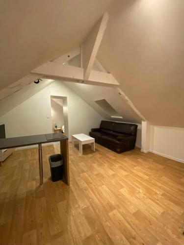 Apartamento T2 40m2 Proche Alen�on