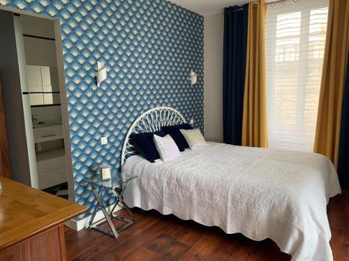 Duplex Apartment In A Prime Seafront Location, Treboul, Douarnenez