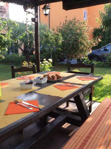 Bed & Breakfast Lucca Fora