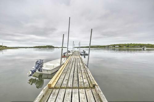 Historic Cape Cod Home With Fire Pit - Walk To Beach!