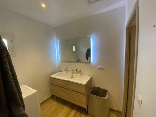 Maison De Plain Pied Avec Terrain De P�tanque