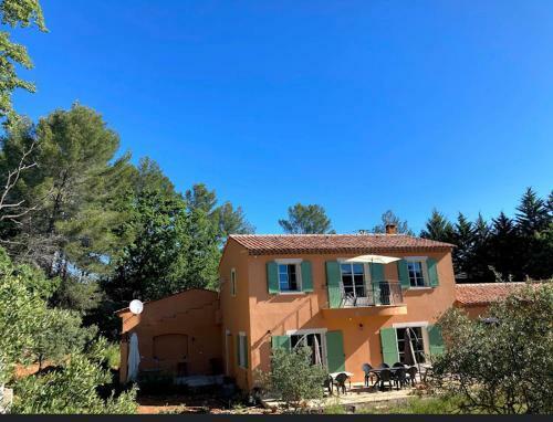 Hostal Gite Le Mas Des Oliviers