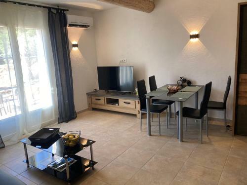 Hostal Gite Le Mas Des Oliviers