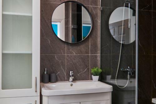 Stunning Industrial Central Apartment - Parking