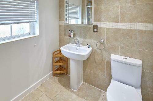 Host & Stay - Doray House