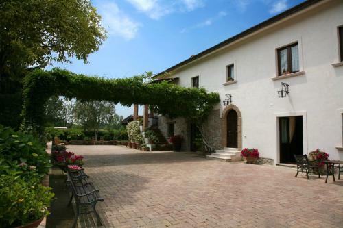 Il Casale Di Riardo B&B