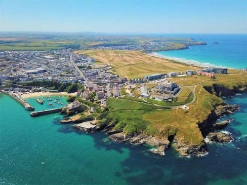 Atlantic View - Beautiful 2 Bedroom Apartment In Cornwall