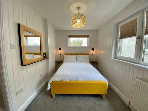 Westbay Seafront Apartment