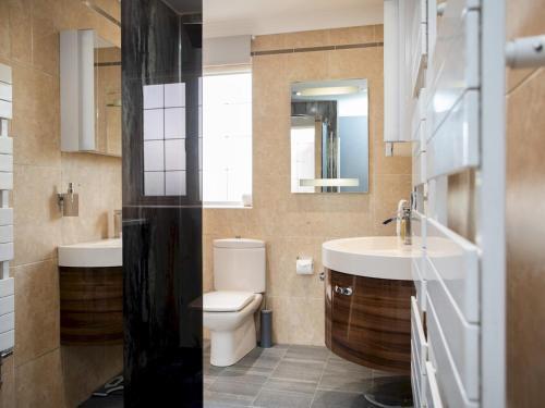 Pass The Keys Modern 2 Bed Property With Free Parking