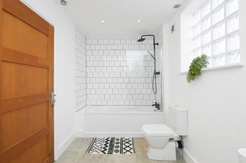 Nottingham 2 Bed Modern Apartment (private Parking)