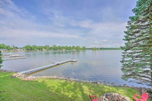 Coldwater Family Retreat Boat Dock And Grill!